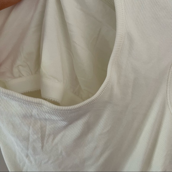 NWT Gap Ribbed Tank with Built in Bra White Size XL - Picture 6 of 8